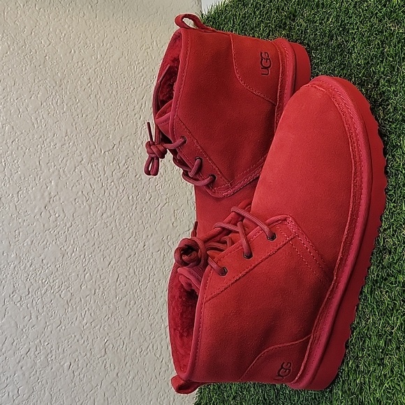 NWOB UGG Neumel Suede Lace-Up Round Toe Chukka Boot Men's US 6 Women's US 7 Red - Picture 17 of 17